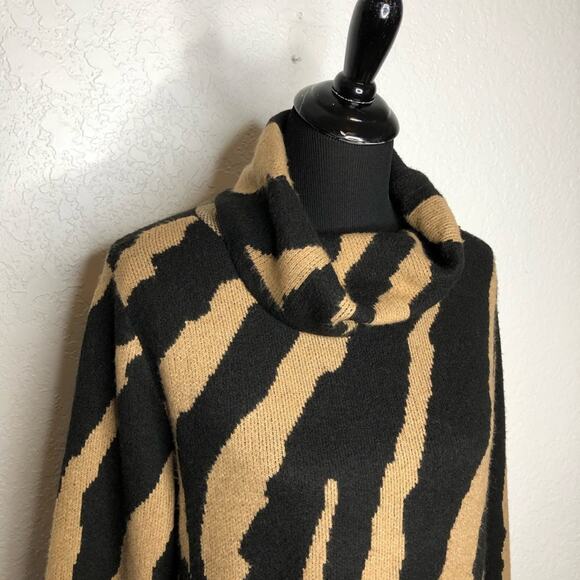 Soft Surroundings black tan zebra stripe cowl neck sweater size Medium - Picture 2 of 14